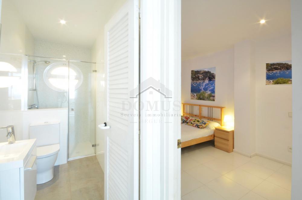 247 TEULATS BLANCS CASA 5 Casa adossada Sa Tuna Begur 247 TEULATS BLANCS CASA 5 Casa adossada Sa Tuna Begur