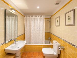 41502 L'ALGUER Maison jumelée Centre Begur
