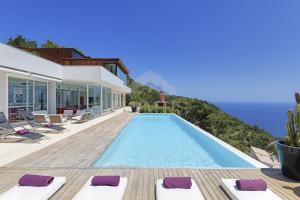 2752 VILLA GAVINES Vrijstaand huis Centre Begur