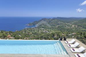 2752 VILLA GAVINES Vrijstaand huis Centre Begur