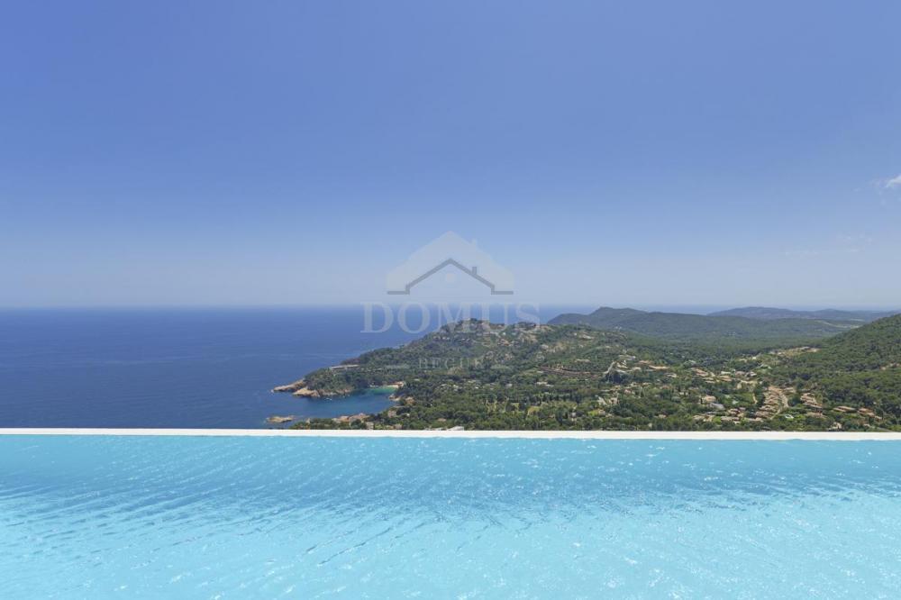 2752 VILLA GAVINES Vrijstaand huis Centre Begur 2752 VILLA GAVINES Vrijstaand huis Centre Begur