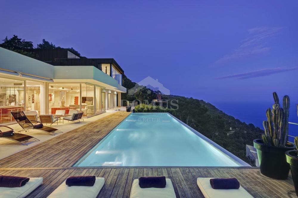 2752 VILLA GAVINES Vrijstaand huis Centre Begur 2752 VILLA GAVINES Vrijstaand huis Centre Begur