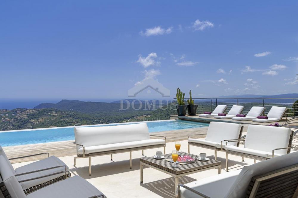 2752 VILLA GAVINES Vrijstaand huis Centre Begur 2752 VILLA GAVINES Vrijstaand huis Centre Begur