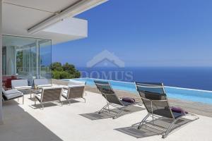 2752 VILLA GAVINES Vrijstaand huis Centre Begur