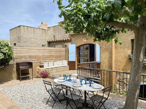 138 Casa Riu Casa de poble Centre Begur