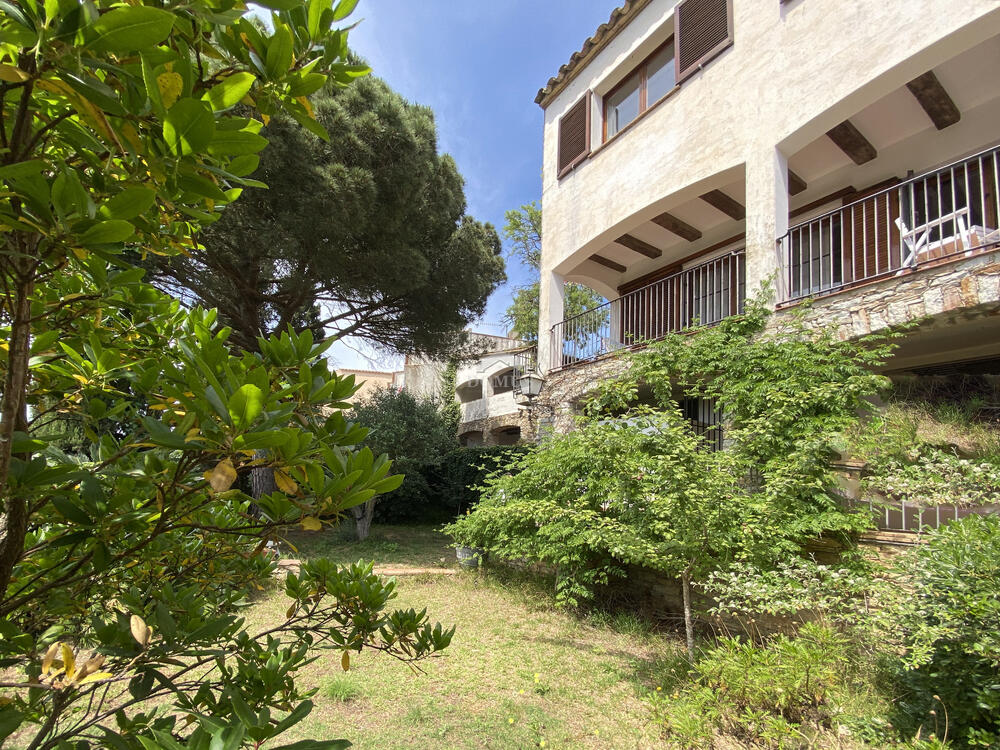 5160 El pati Maison de village Centre Begur 5160 El pati Maison de village Centre Begur