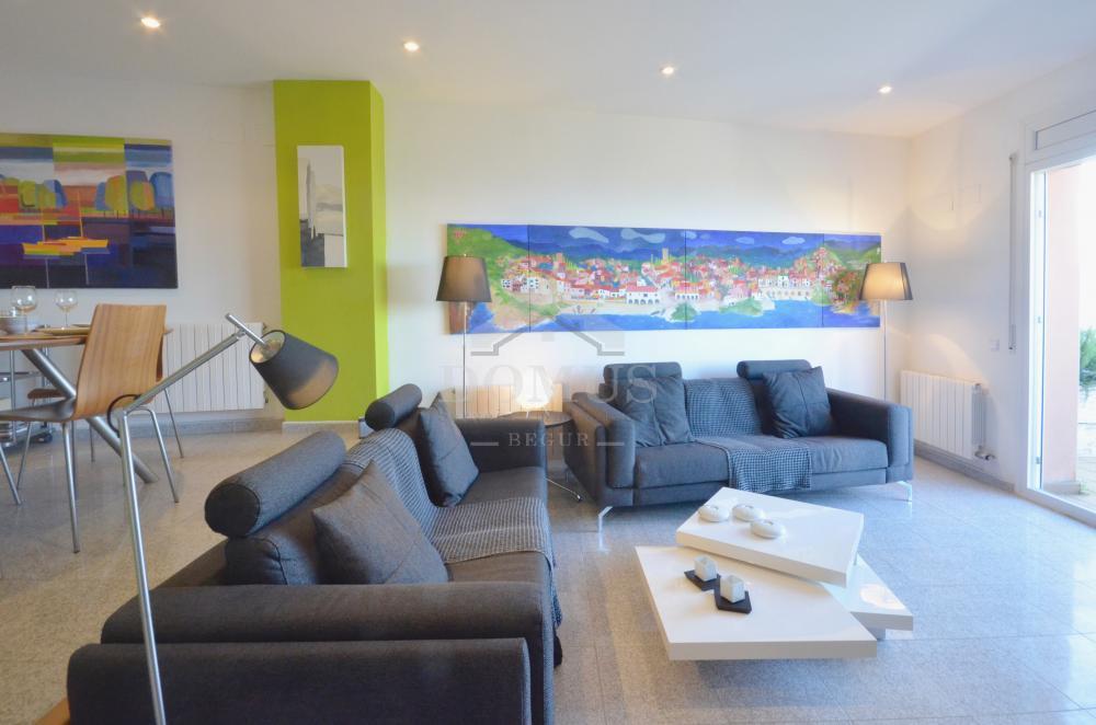 043 SANT RAMÓN Casa adossada Centre Begur 043 SANT RAMÓN Casa adossada Centre Begur