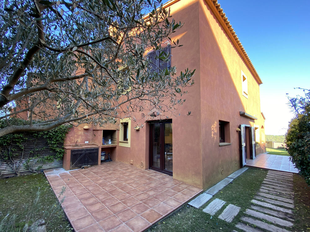 41237 Casa Montgrí Maison jumelée Centre Begur 41237 Casa Montgrí Maison jumelée Centre Begur