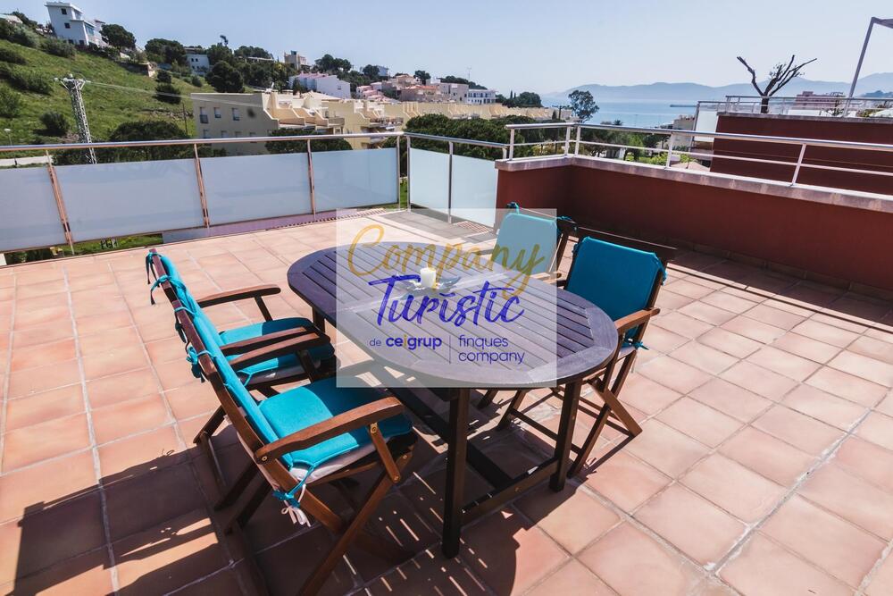 L242 GUILLEM DE BERGEDÀ Appartement Grifeu Llançà