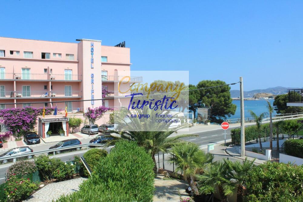 L221 GIRONA II 1-4 Apartament GRIFEU Llançà