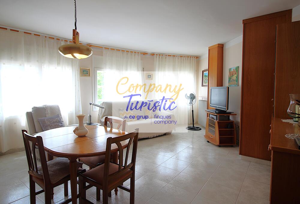 L140-2 PAU CASALS Appartement El Port Llançà