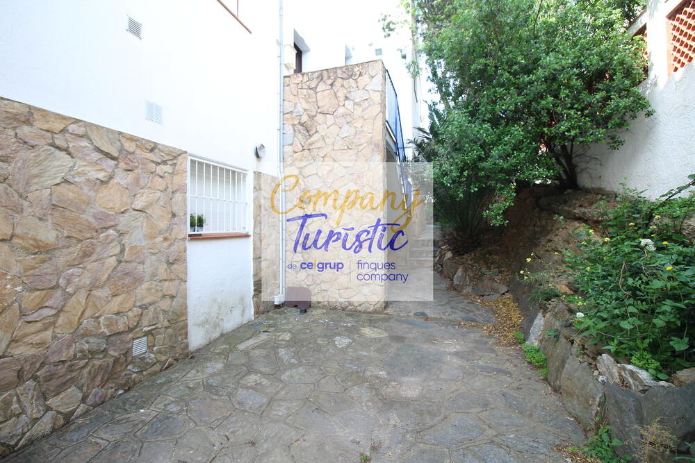 L275-01 BRAMANT 2 Apartment  Llançà