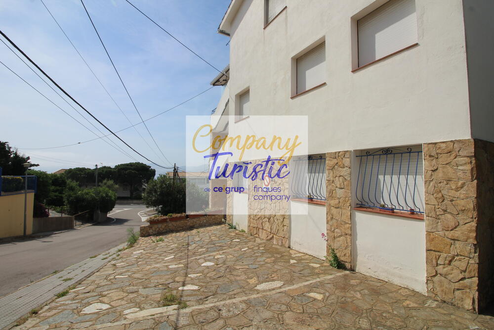 L275-01 BRAMANT 2 Apartment  Llançà