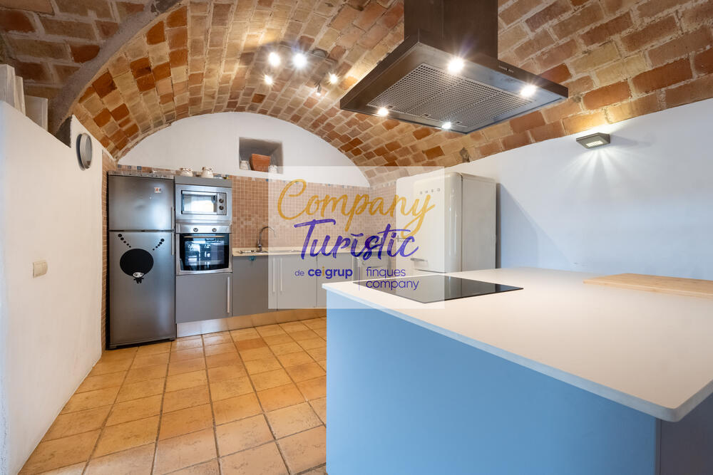 L134-01 MAS CAN PERE PAU Casa aïllada / Villa PEDRET I MARZÀ L134-01 MAS CAN PERE PAU Casa aïllada / Villa PEDRET I MARZÀ