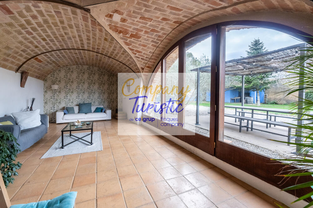 L134-01 MAS CAN PERE PAU Casa aïllada / Villa PEDRET I MARZÀ L134-01 MAS CAN PERE PAU Casa aïllada / Villa PEDRET I MARZÀ