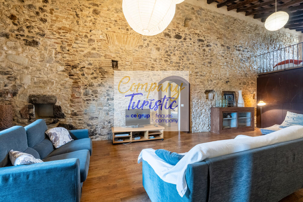 L134-01 MAS CAN PERE PAU Casa aïllada / Villa PEDRET I MARZÀ L134-01 MAS CAN PERE PAU Casa aïllada / Villa PEDRET I MARZÀ