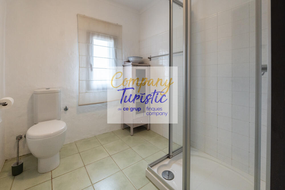 L134-01 MAS CAN PERE PAU Casa aïllada / Villa PEDRET I MARZÀ L134-01 MAS CAN PERE PAU Casa aïllada / Villa PEDRET I MARZÀ