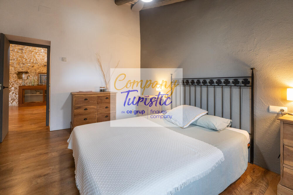 L134-01 MAS CAN PERE PAU Casa aïllada / Villa PEDRET I MARZÀ L134-01 MAS CAN PERE PAU Casa aïllada / Villa PEDRET I MARZÀ