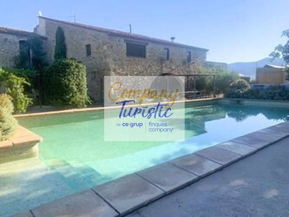 L134-01 MAS CAN PERE PAU Casa aïllada / Villa PEDRET I MARZÀ L134-01 MAS CAN PERE PAU Casa aïllada / Villa PEDRET I MARZÀ