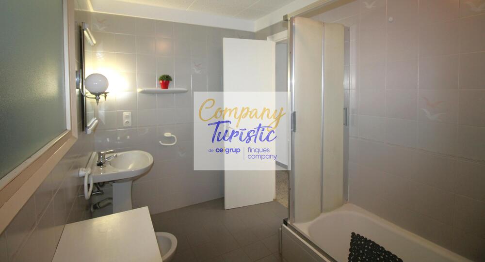 L110 CASTELLAR 46 2º Apartamento El Port Llançà L110 CASTELLAR 46 2º Apartamento El Port Llançà