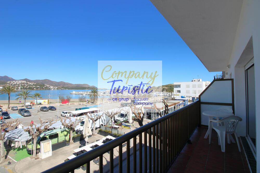L110 CASTELLAR 46 2º Apartamento El Port Llançà L110 CASTELLAR 46 2º Apartamento El Port Llançà