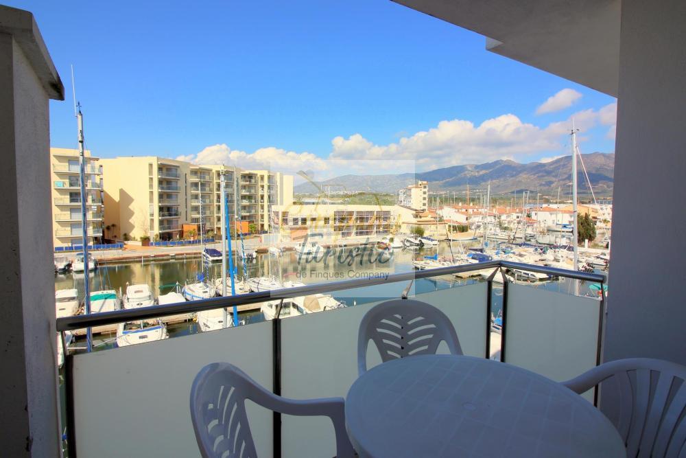 R154 ROYAL MARINA II 327 Appartement Santa Margarita Roses