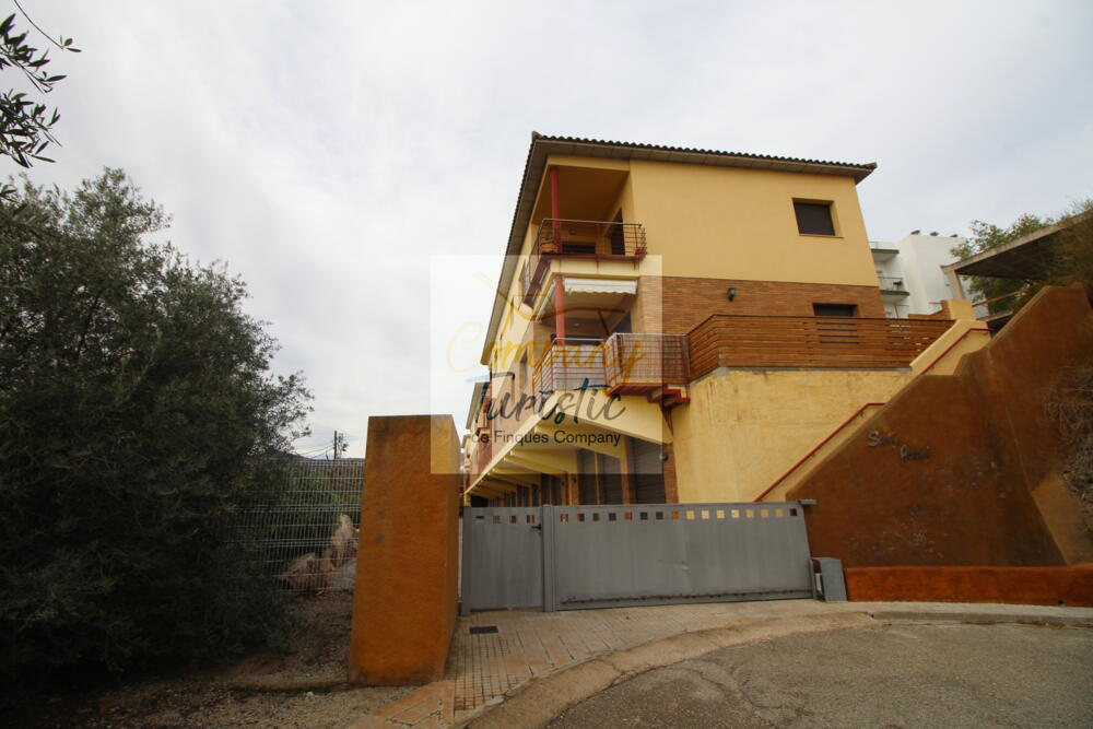 L233 SANT JORDI Apartament Els Estanys Llançà