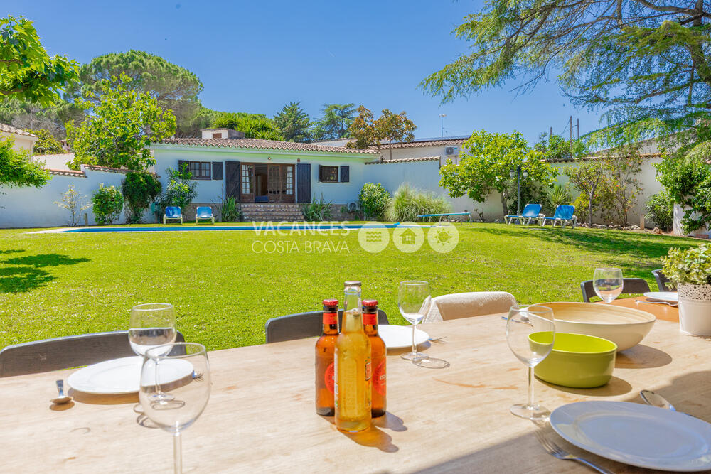 VILLA-BARCELONA VILLA BARCELONA Casa aislada / Villa Riells L'Escala
