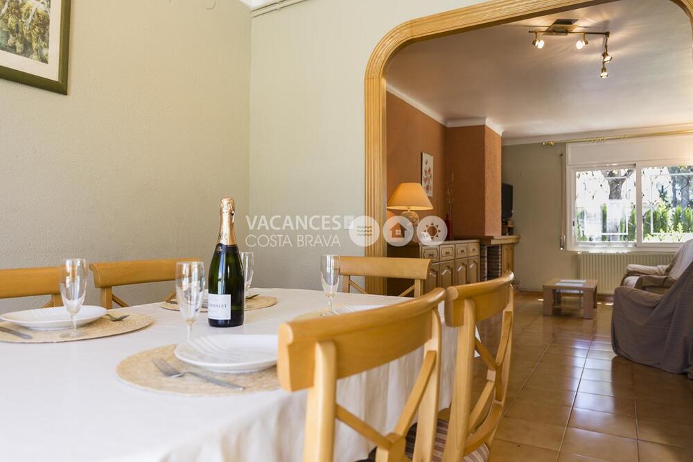 MALLOLS 5 MALLOLS 5 Casa aislada Riells de Dalt L'Escala MALLOLS 5 MALLOLS 5 Casa aislada Riells de Dalt L'Escala