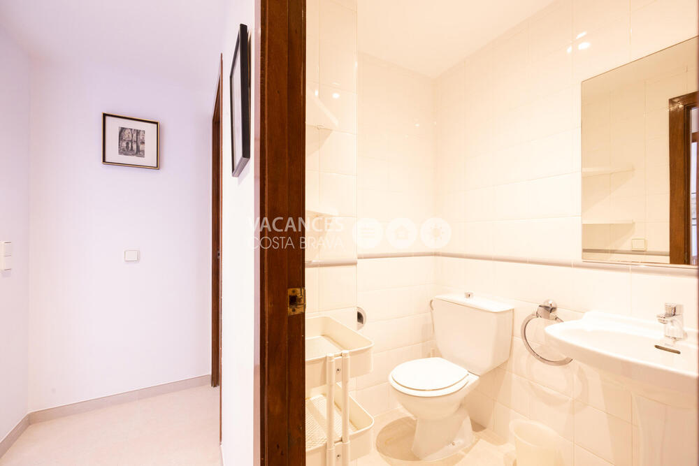 BLANC-CANIGO-1 BLANC CANIGO 1 Apartamento Riells platja L'Escala BLANC-CANIGO-1 BLANC CANIGO 1 Apartamento Riells platja L'Escala
