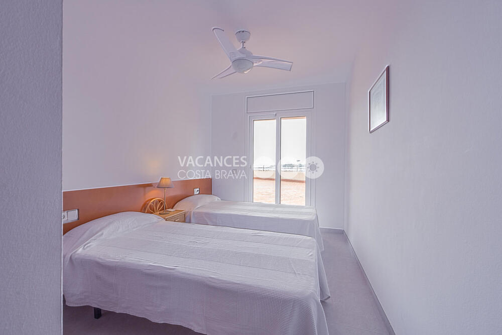 BLANC-CANIGO-1 BLANC CANIGO 1 Apartamento Riells platja L'Escala BLANC-CANIGO-1 BLANC CANIGO 1 Apartamento Riells platja L'Escala