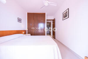 BLANC-CANIGO-1 BLANC CANIGO 1 Apartamento Riells platja L'Escala