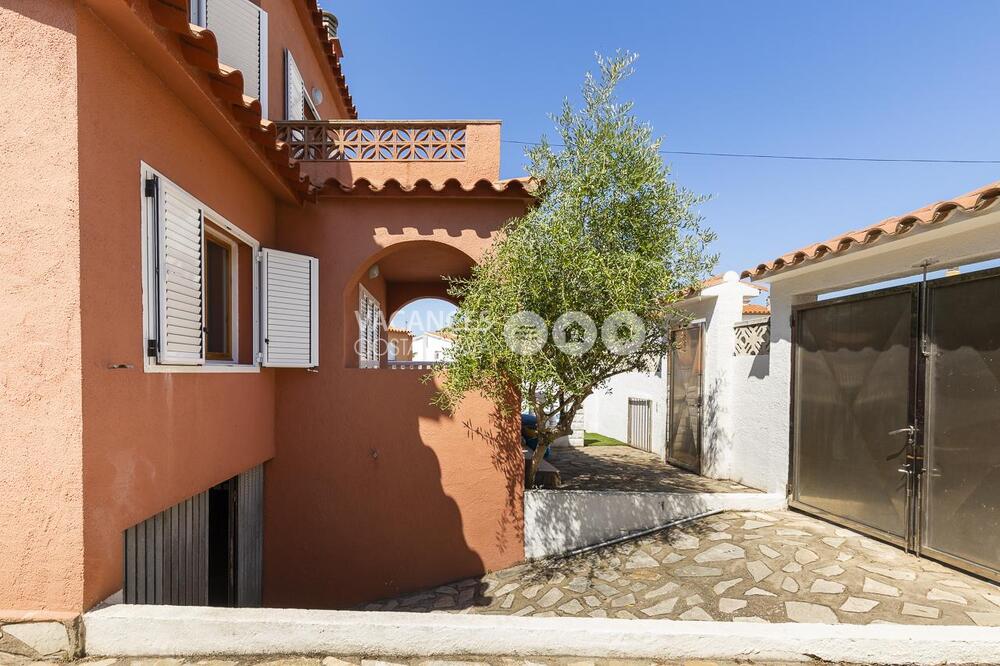 CAMOS CAMÓS Casa aislada / Villa Riells L'Escala CAMOS CAMÓS Casa aislada / Villa Riells L'Escala