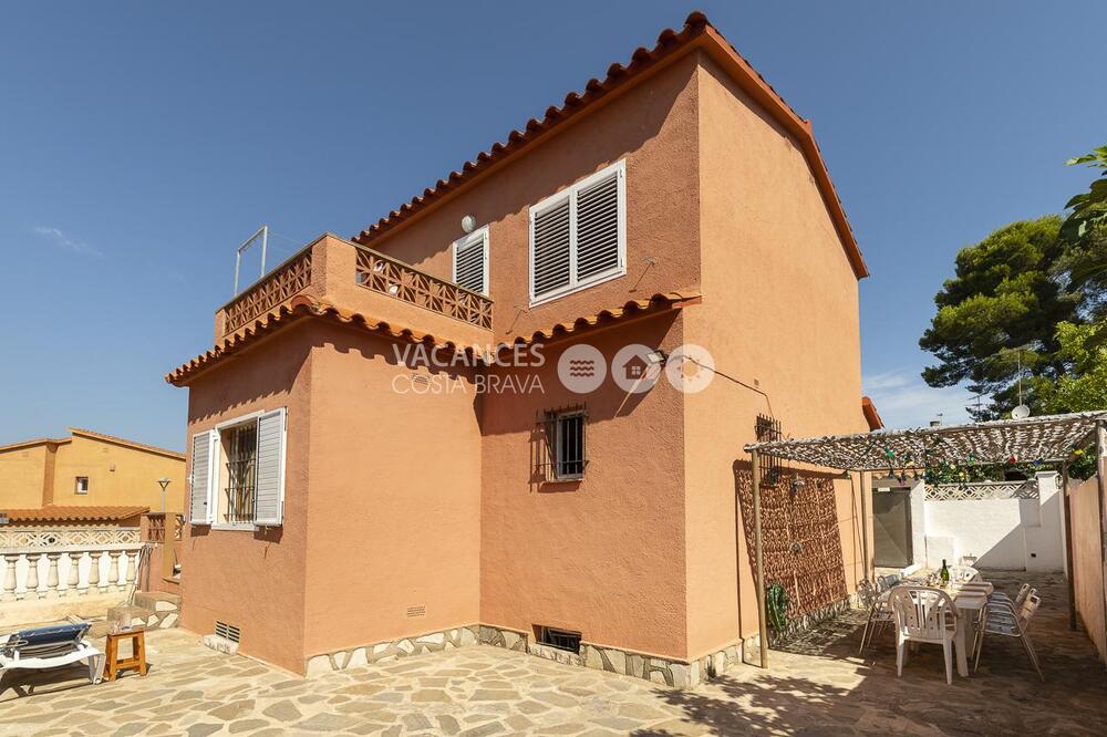 CAMOS CAMÓS Casa aislada / Villa Riells L'Escala CAMOS CAMÓS Casa aislada / Villa Riells L'Escala