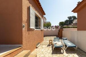 CAMOS CAMÓS Casa aislada / Villa Riells L'Escala
