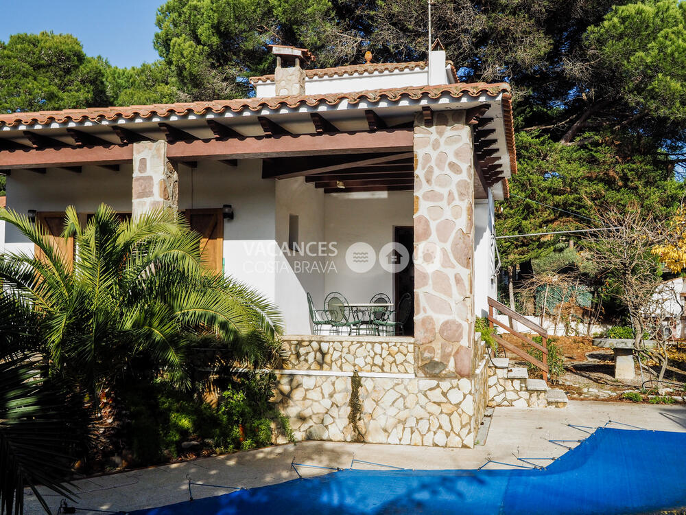 COLOM COLOM Casa aislada / Villa Escala (L') COLOM COLOM Casa aislada / Villa Escala (L')