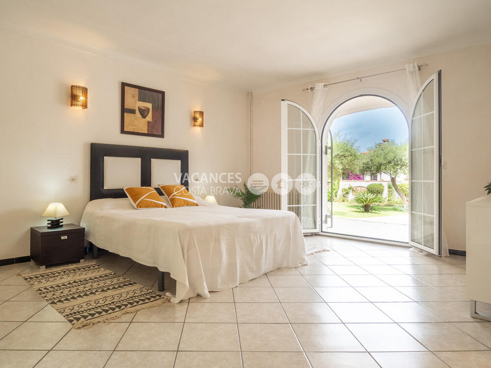 PALMERA PALMERA Casa aislada / Villa Escala (L') PALMERA PALMERA Casa aislada / Villa Escala (L')