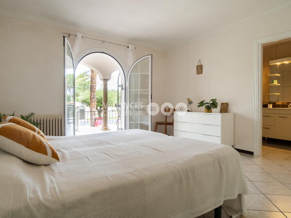 PALMERA PALMERA Casa aislada / Villa Escala (L') PALMERA PALMERA Casa aislada / Villa Escala (L')