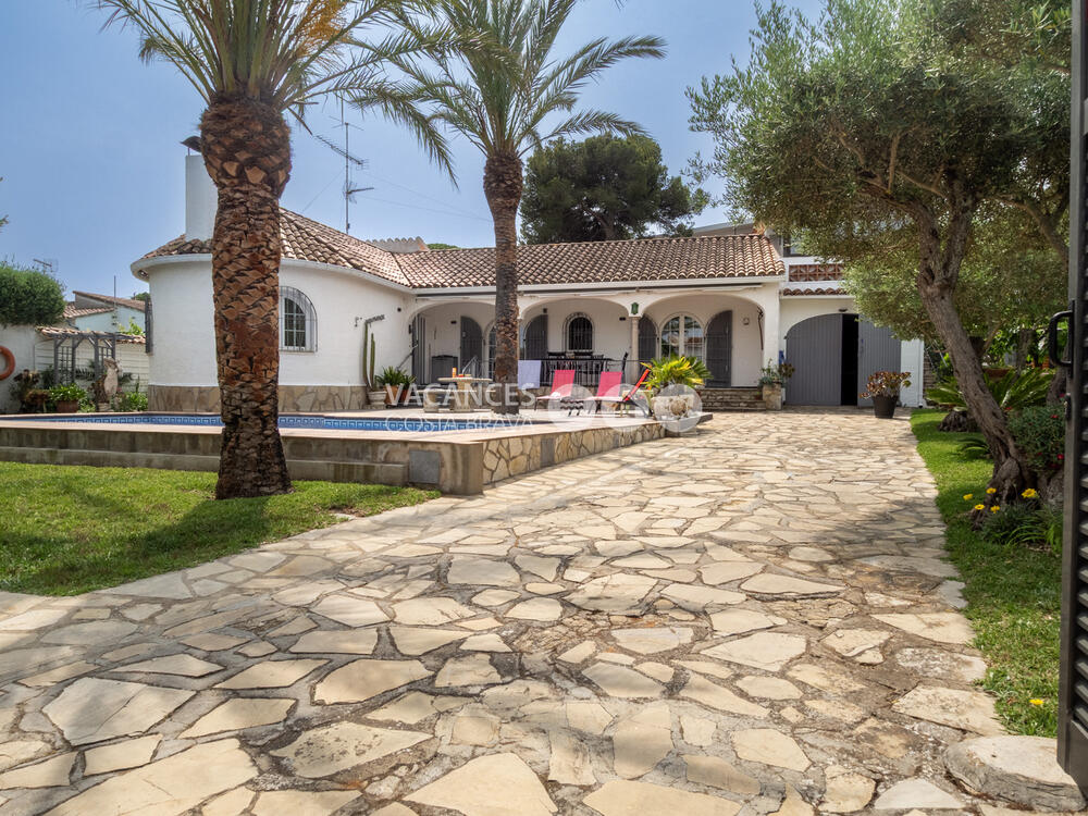 PALMERA PALMERA Casa aislada / Villa Escala (L') PALMERA PALMERA Casa aislada / Villa Escala (L')