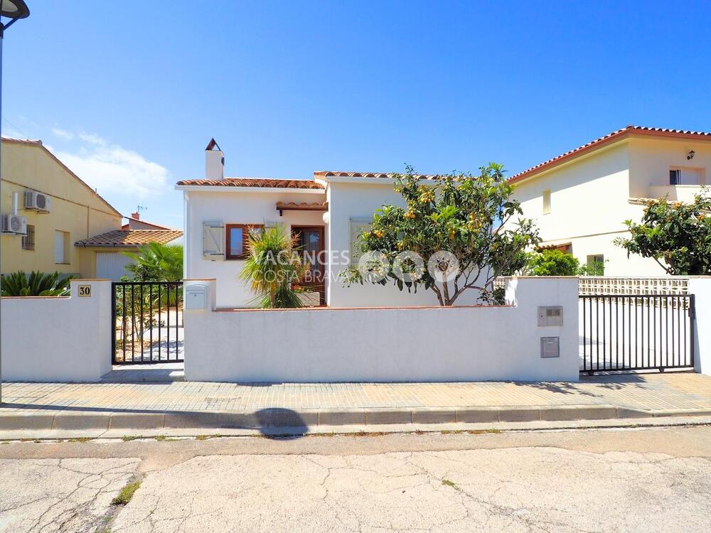 D-45771 DESTINATA Casa aislada Riells L'Escala D-45771 DESTINATA Casa aislada Riells L'Escala