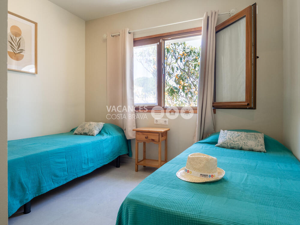 DESTINATA DESTINATA Casa aislada / Villa Riells L'Escala DESTINATA DESTINATA Casa aislada / Villa Riells L'Escala