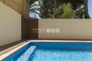FLOR FLOR Casa aislada / Villa Riells - Port L'Escala