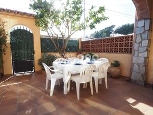D-61003 FLUVIÀ Casa aïllada  L'Escala