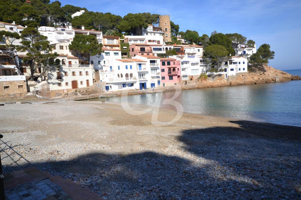 311 CASA DE PESCADORES EN LA PLAYA DE SA TUNA Casa de poble Sa Tuna Begur