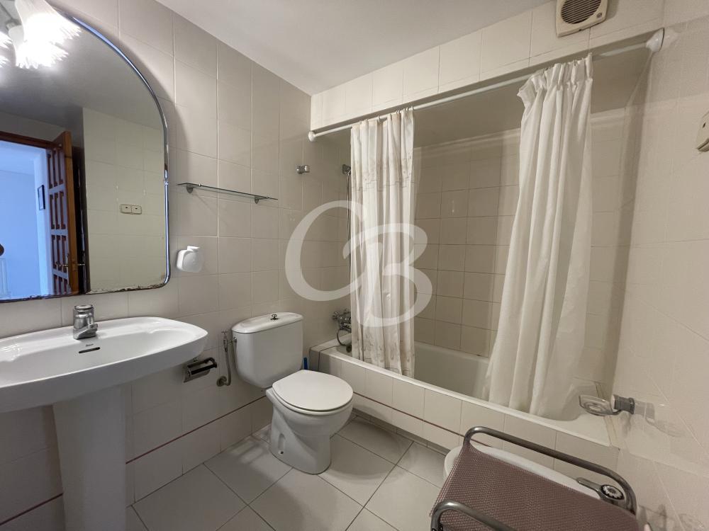 1075 ATICO DUPLEX CON AMPLIA TERRAZA Y ESPECTACULARES VISTAS AL MAR Y AL CASTILLO DE BEGUR Apartamento Centre Begur