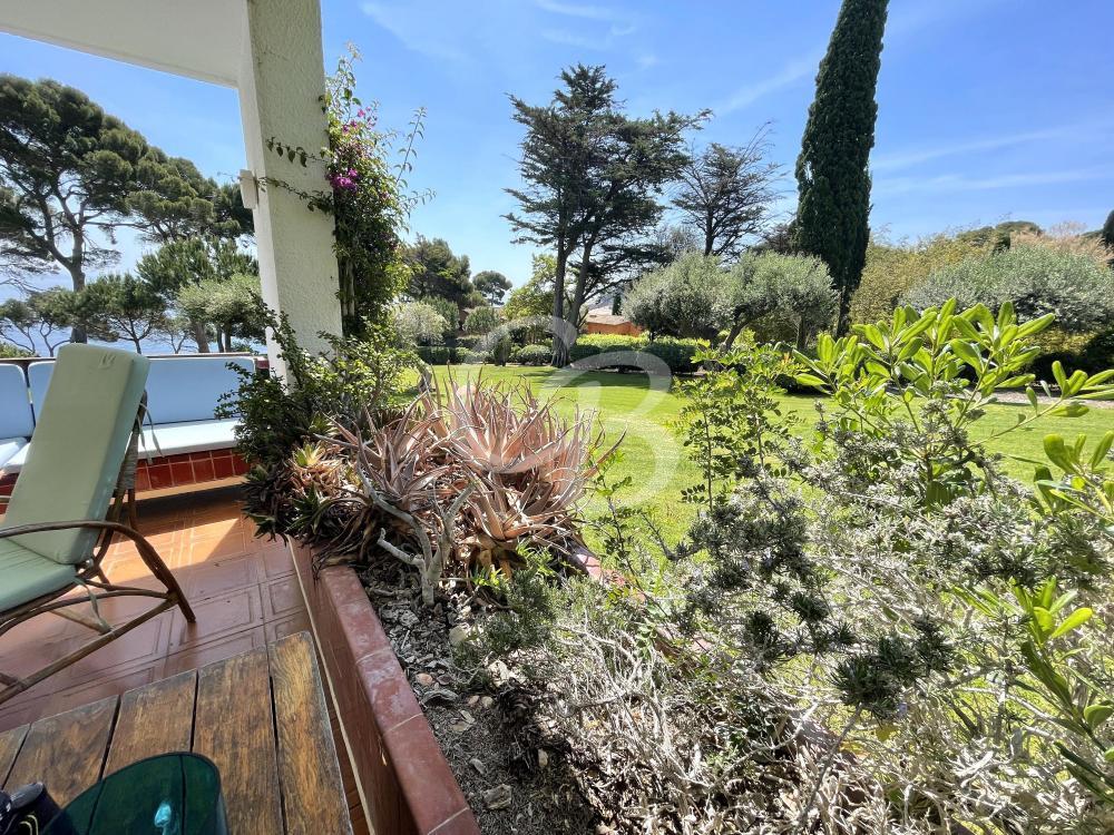 1082 ESPECTACULAR APARTAMENT A 1A LINEA DE MAR A FORNELLS Apartamento Fornells Begur