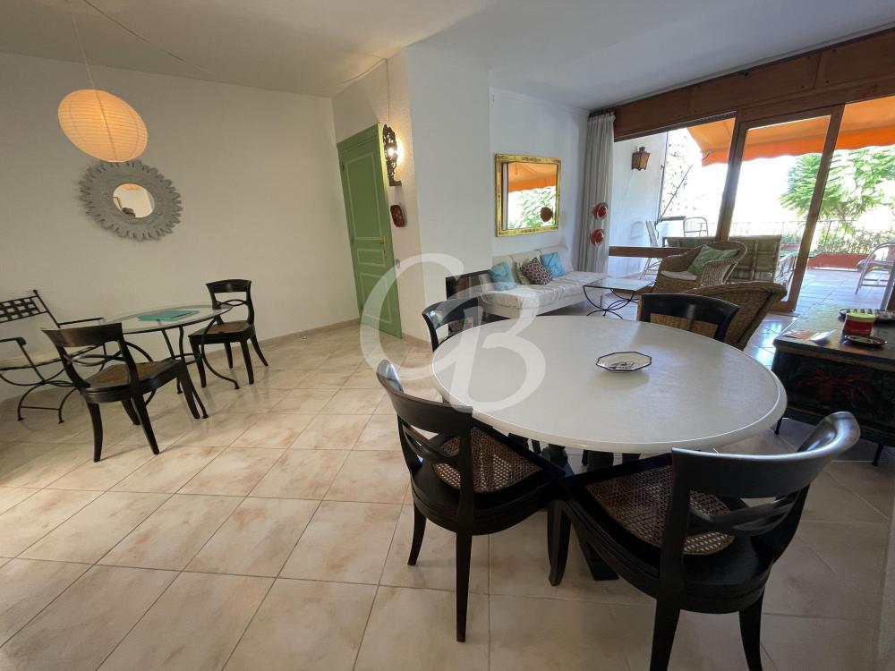 1086 PRECIOSO APARTAMENTO EN FORNELLS A 1A LINEA DEL MAR Apartamento Fornells Begur