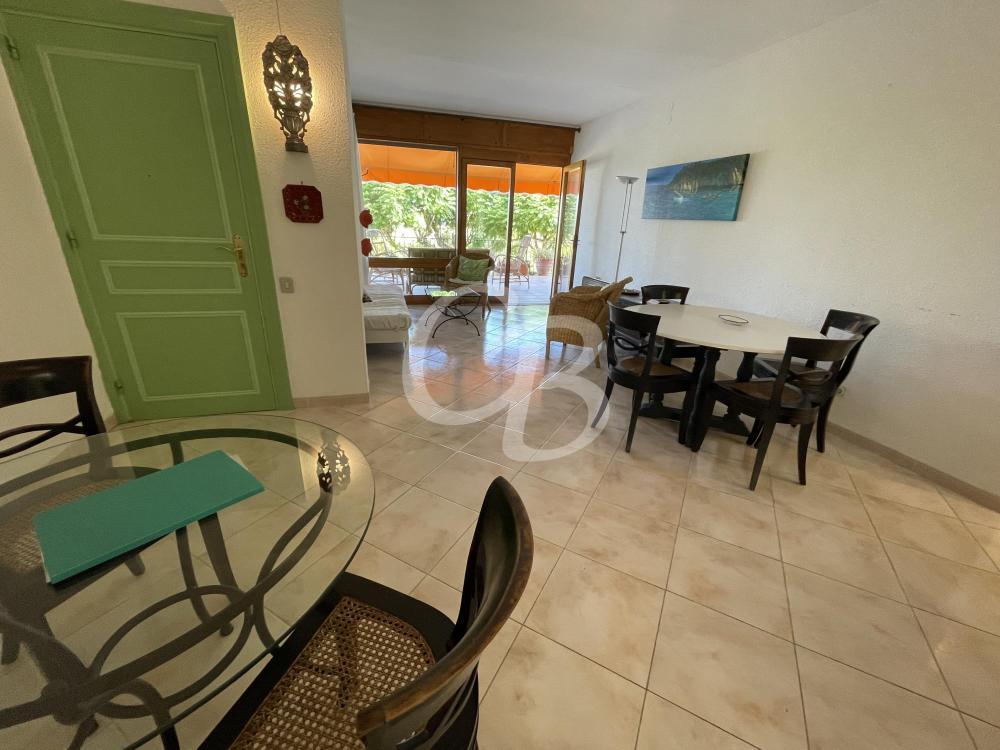 1086 PRECIOSO APARTAMENTO EN FORNELLS A 1A LINEA DEL MAR Apartamento Fornells Begur