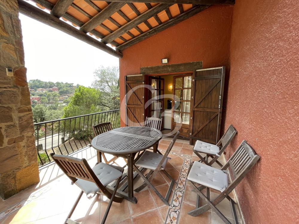 2148 BONITA CASA CON PISCINA Y GRAN TERRENO EN RESIDENCIAL BEGUR Casa aislada / Villa Residencial Begur Begur