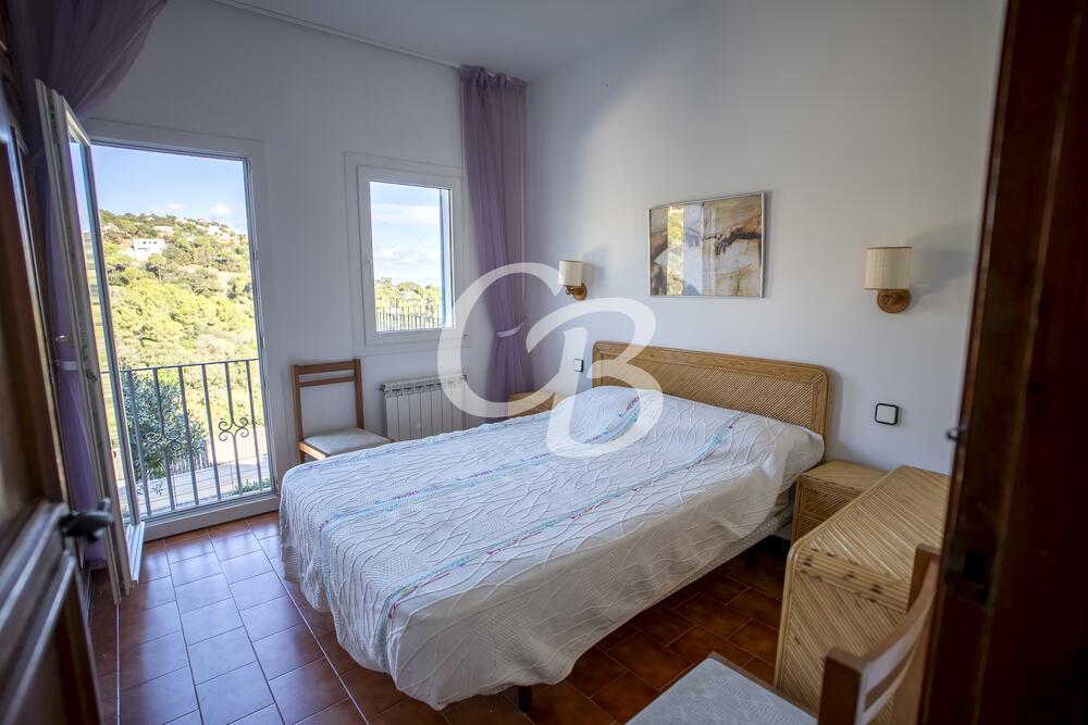 2150 CASA INDIVIDUAL CON GRAN TERRENO Y VISTAS ESPECTACULARES AL MAR Casa aislada / Villa Es Valls Begur